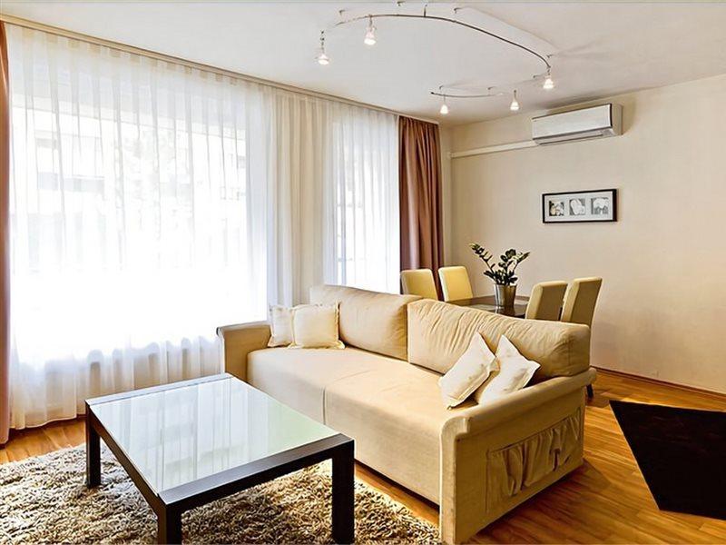 Corvin Lux Aparthotel บูดาเปสต์ ภายนอก รูปภาพ