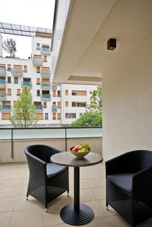 Corvin Lux Aparthotel บูดาเปสต์ ภายนอก รูปภาพ