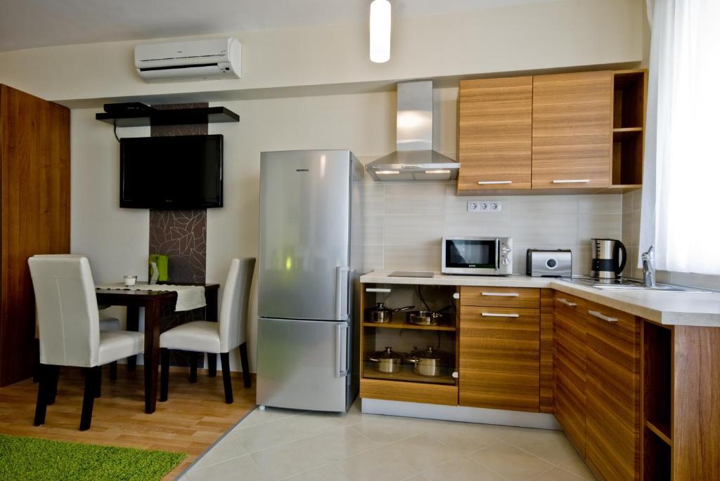 Corvin Lux Aparthotel บูดาเปสต์ ภายนอก รูปภาพ